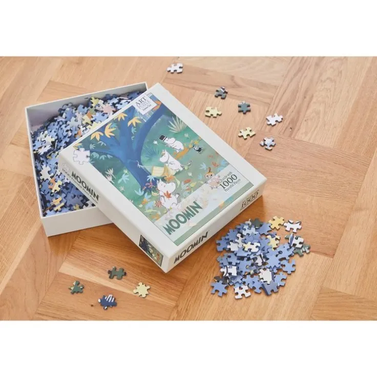 Pussel 1000 bitar Art Puzzle Moomin Play in the Forest
